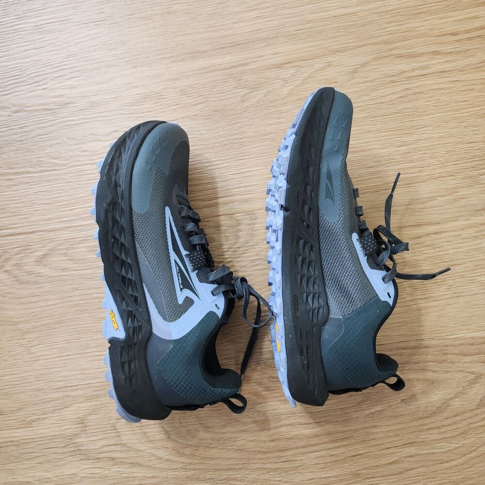 Altra women’s Gray Black Athletic trail Shoes - Picture 5 of 5